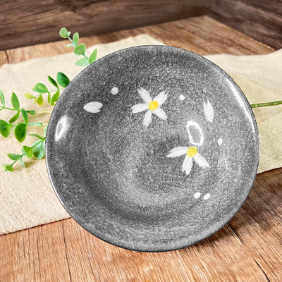 Japanese Ceramic Serving Bowl 14.5cm Fallen Daisy