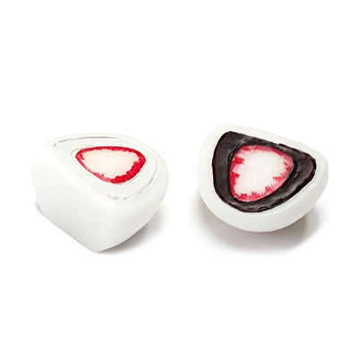 Japanese Confectionery Magnets Strawberry Daifuku (Pack Of 2)